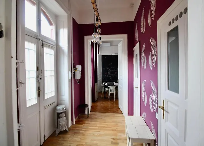 Rozy's Place Апартаменты